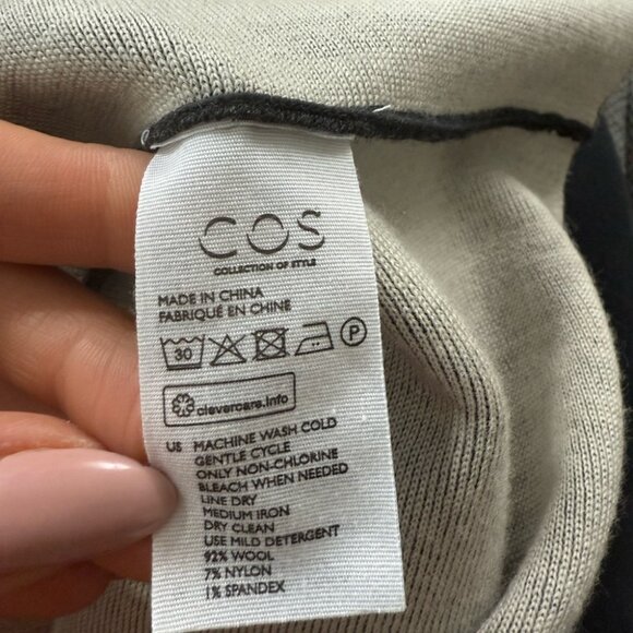 COS Wool Fit & Flare Gray Tunic 3/4 Sleeve Sweater - Picture 4 of 7